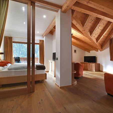 Hotel Brunello Ortisei Exterior photo
